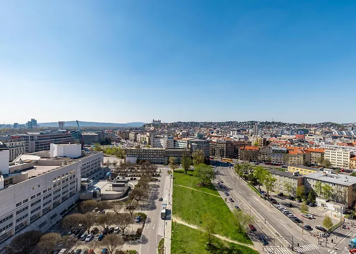 Panorama Castle View